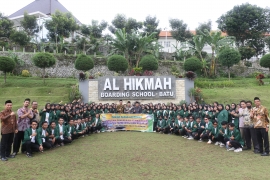 Kuliah Kerja Lapangan (KKL) PAI UIN GUSDUR ke SMA AL-Hikmah Boarding School Batu dan SMA Salsabilah Malang
